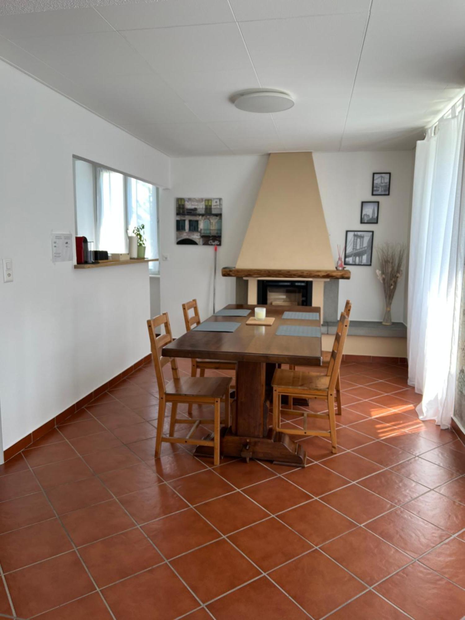 Casa Romana Gambarogno エクステリア 写真